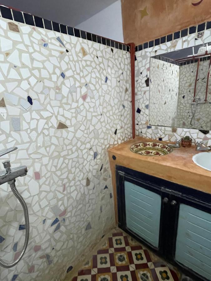 Dar El Pirata Hostel アシラー エクステリア 写真